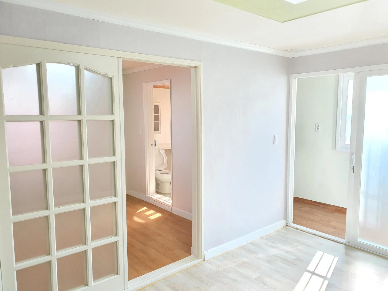 Room image 1