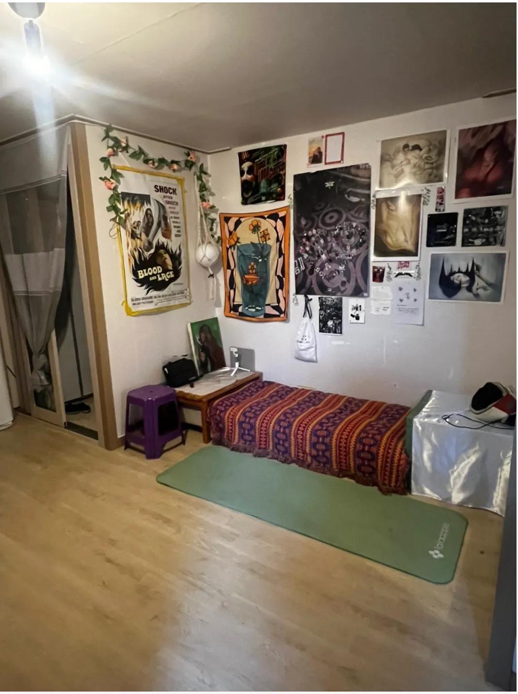 Room image 5