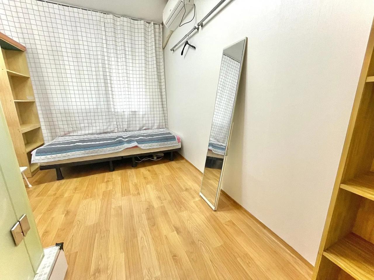 Cheap monthly rental room in Sinchon, Seoul (Hongdae) (2 million KRW deposit/500,000 KRW monthly rent) (Security deposit)