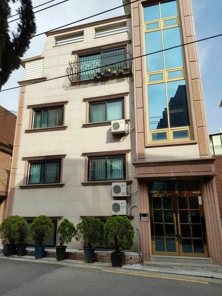 <<공실/즉시입주가능>> 사당역/낙성대역 도보 7분거리 역세권 <전월세 201호 (보증금1,000/월세50),전세 204호(7,500) >(업체아님)개인<전기차 충전기 있음> /즉시 입주가능!!!~~{[전세자금대출가능]}