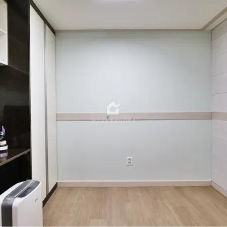 Looking for a tenant in Gwanak-gu, deposit 200, rent 29.
