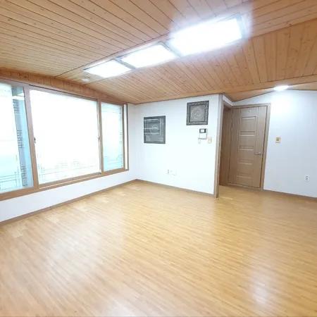 [Giao dịch trực tiếp] Villa 3 phòng ngủ, 1 phòng tắm ở Gyeongseo-dong, Incheon, phòng khách rộng, nội thất sạch sẽ, cách Trường Tiểu học Gyeongseo 4 phút, 2000/70, 3000/65, 4000/60