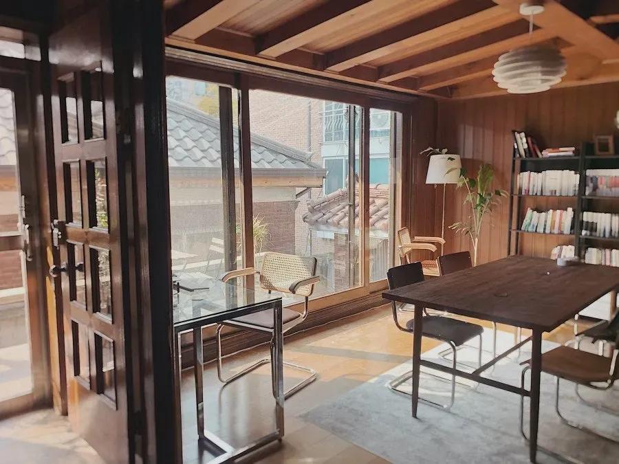 33-1 Yanghwa-ro, Mapo-gu, Seoul, South Korea ONEROOM $503