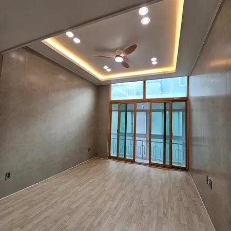 [3-room or larger monthly rental] Shinchang-dong, Gwangsan-gu, Gwangju Metropolitan City. Duplex inner house