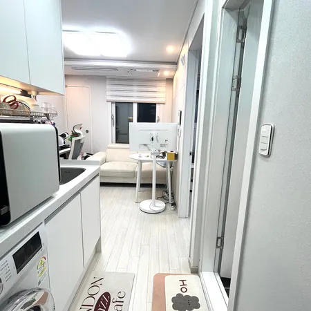 2-year-old officetel (1.5-room) near Dangsan Station
