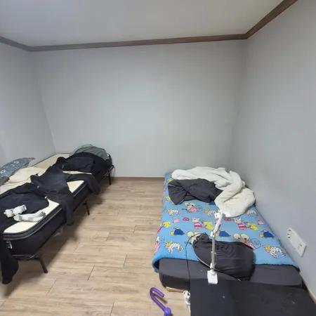 [Two-room Monthly Rent] Gimhae Jangyu Yulha-dong 5 million KRW deposit / 450,000 KRW per month