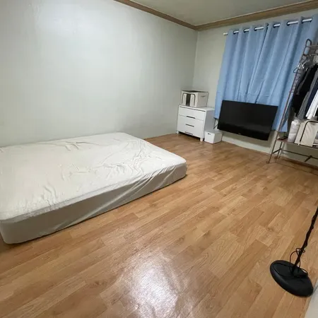 [15坪两房月租] 忠州市芝峴洞，靠近忠州高中/浩岩公园，可停车/可养宠 (500/35)