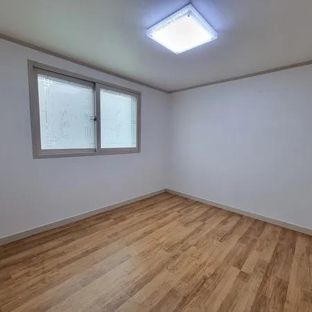 [Two-room Rental/Lease] [Prime Location] 1-minute walk to Seowon Station! Flat terrain + 2 large rooms + full of sunlight, two-room rental/lease (1.4/45)