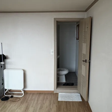 万源洞朝南 5 层住宅