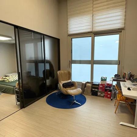 张拉普吉市 33 楼复式 1.5 室
