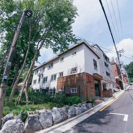 Image of [투룸 반전세] [방배동 동덕여고 인근] 6000/55, 관리비 포함, 입주 즉시 가능