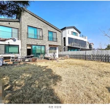 Yongin detached townhouse (30~40 minutes by Gangnam bus) Indoor 30 pyeong land up to 100 pyeong (combined sale of 1 and 2 floors) 4-5 billion won can be negotiated