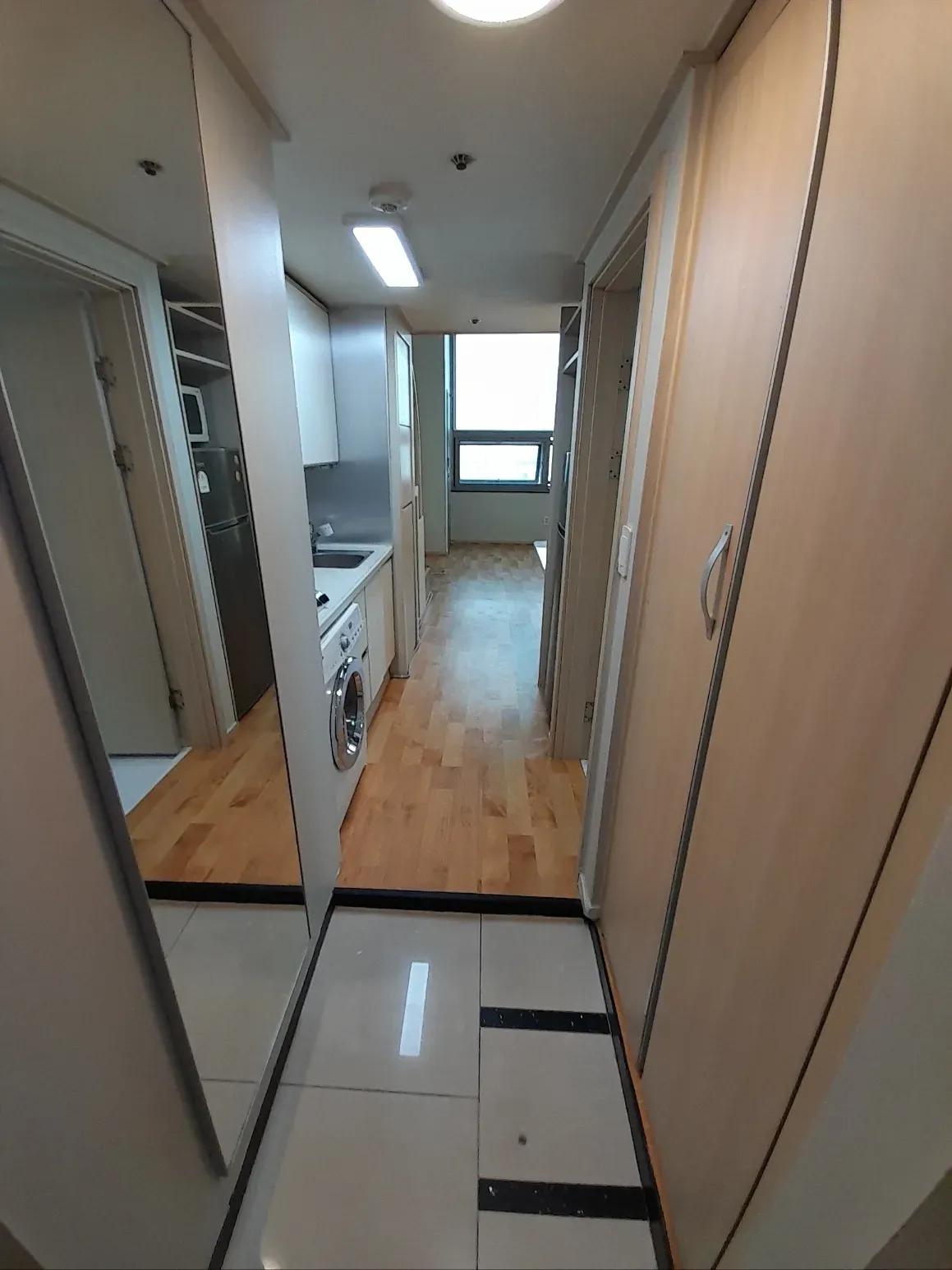 29 Simin-ro, Euijeongbu, Gyeonggi-do, South Korea OFFICETEL $288