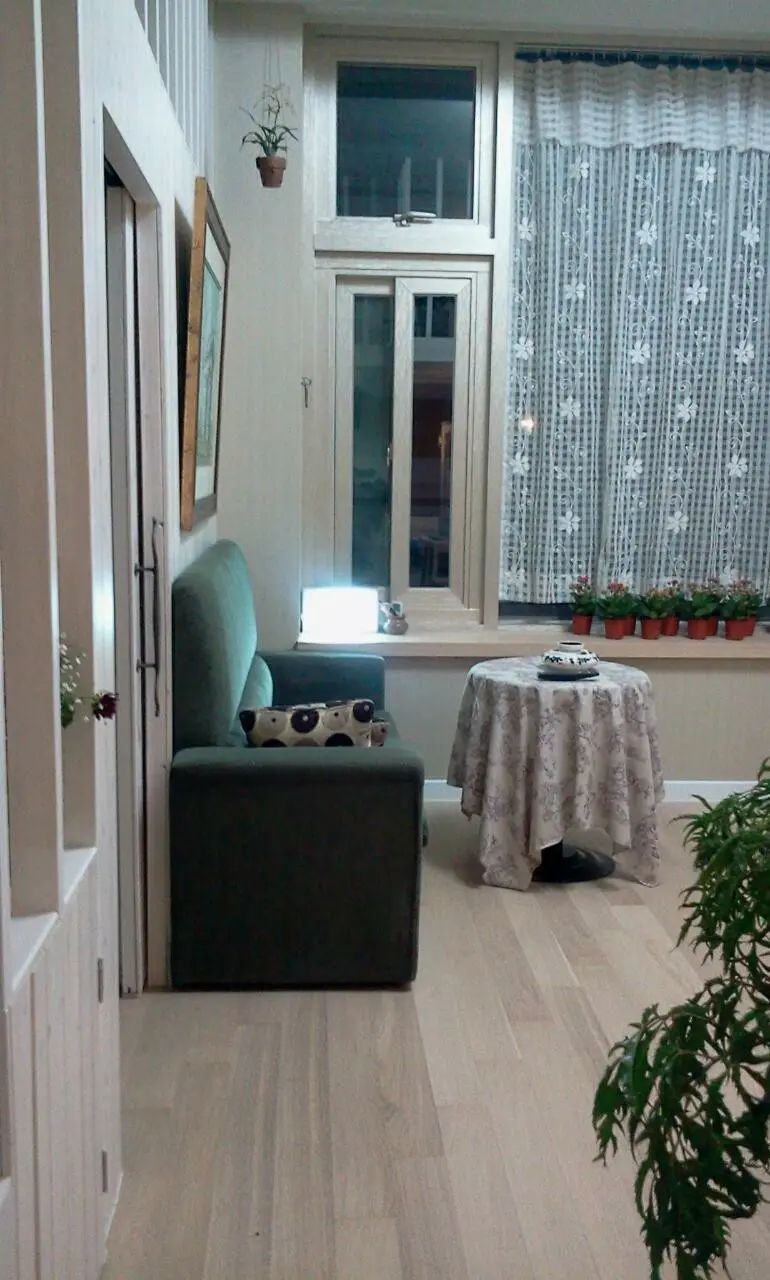 Room image 1