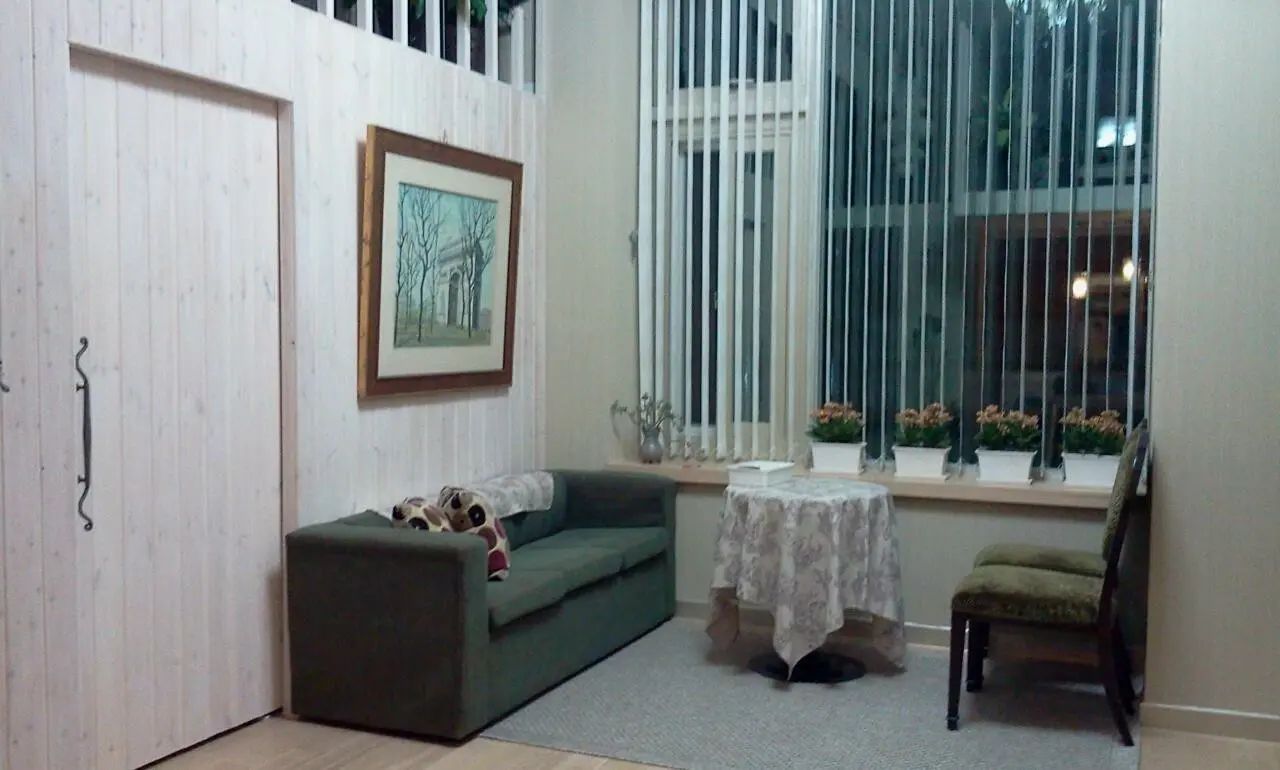 Room image 5