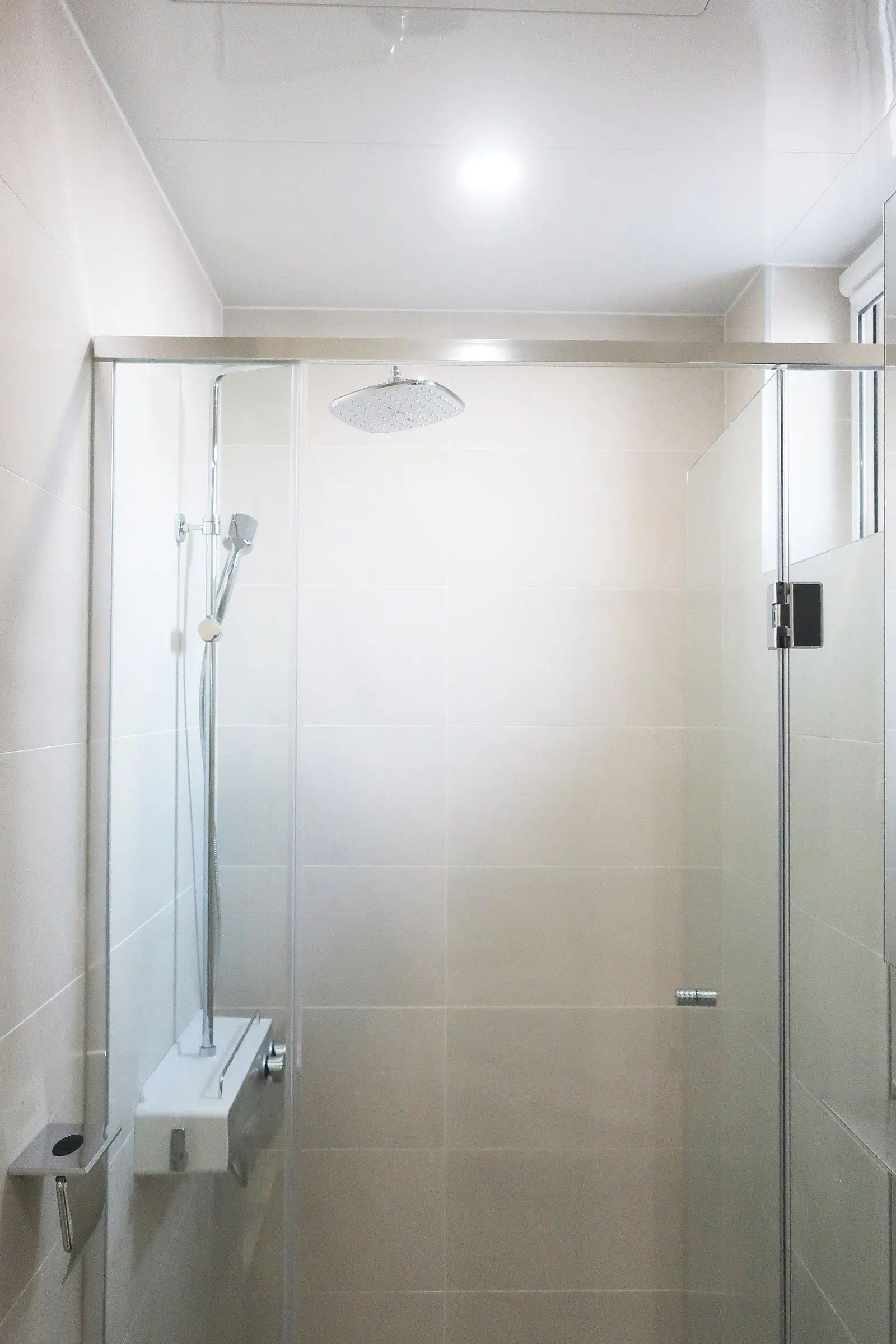 Room image 4