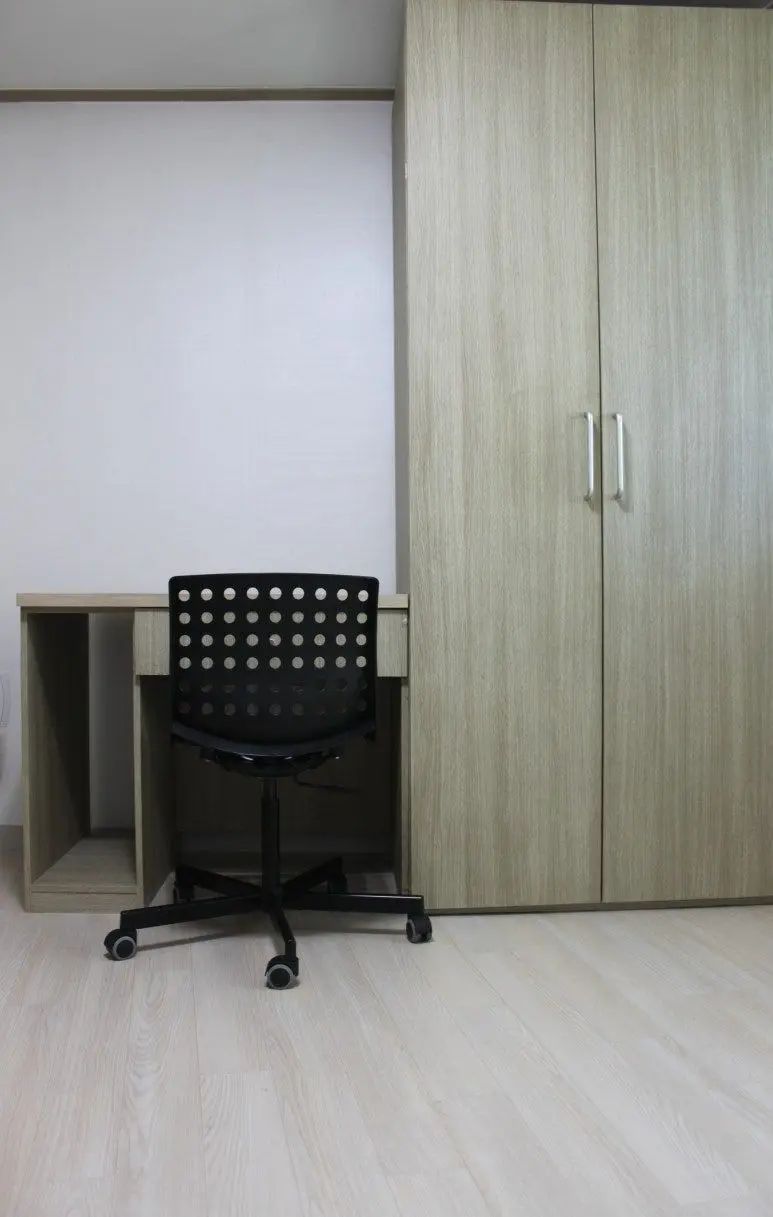 Room image 4