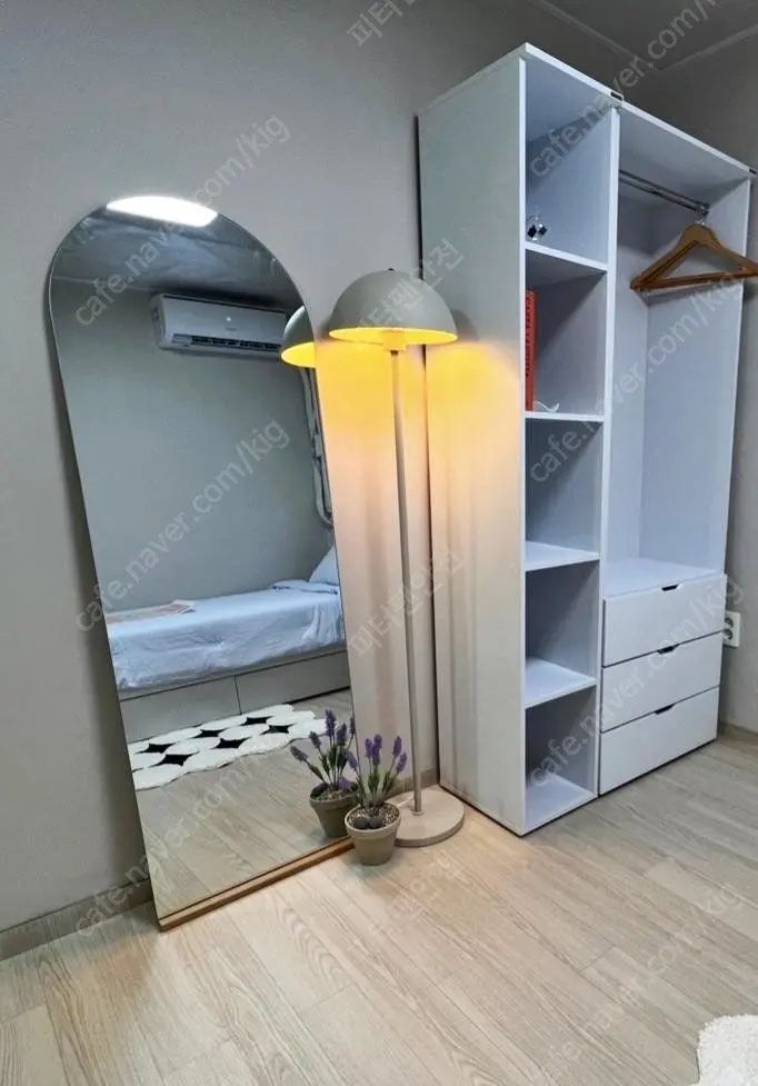 Room image 3