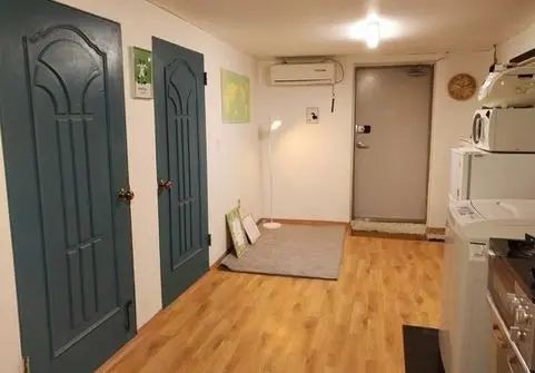 Room image 5