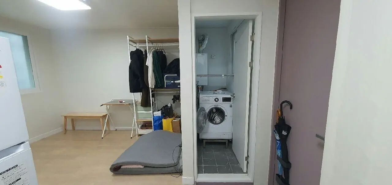 Room image 2