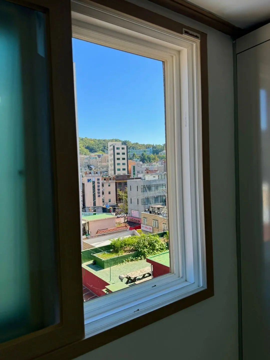 Room image 1