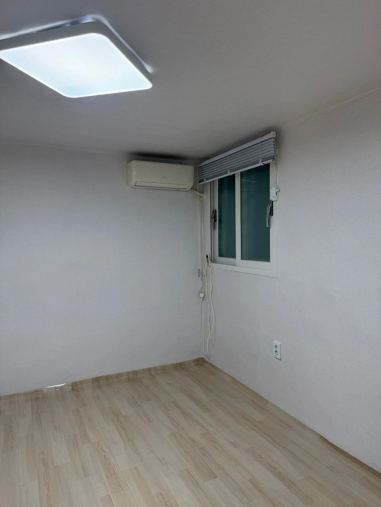 Room image 5