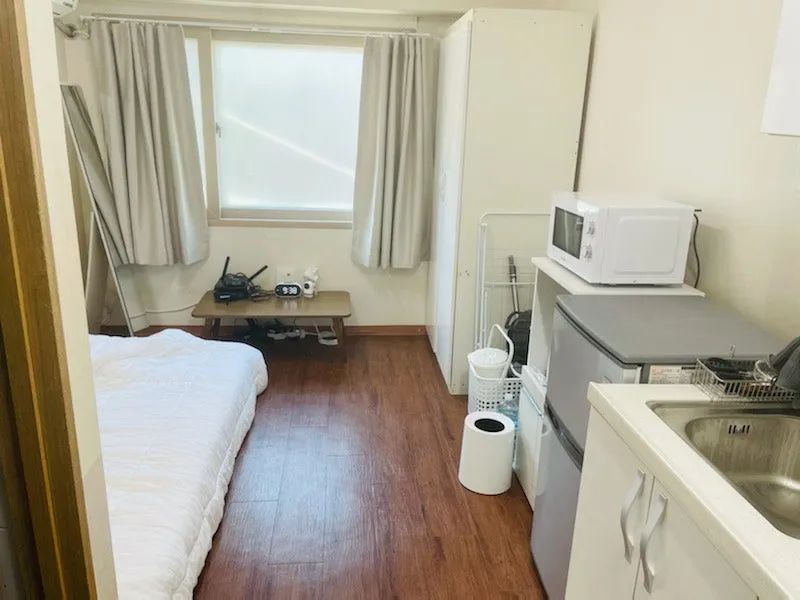 Room image 2