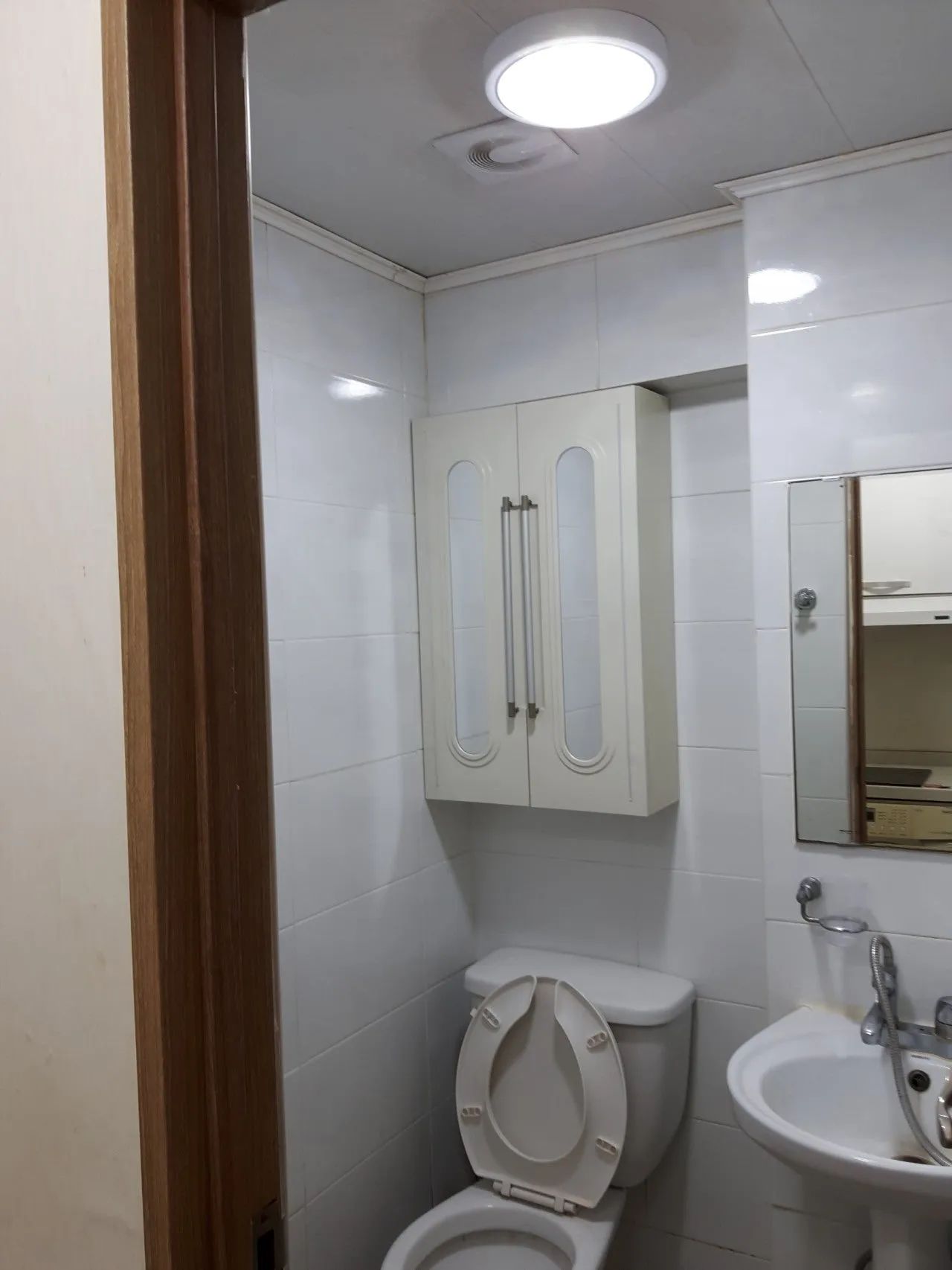 Room image 3