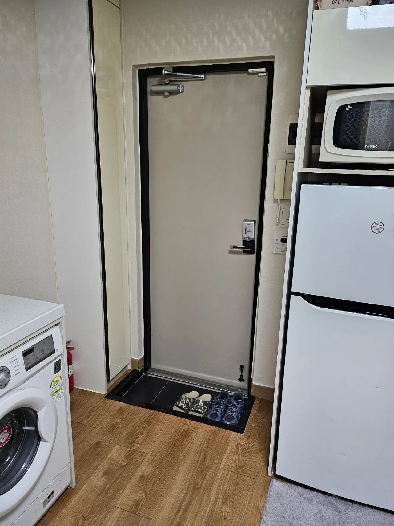 Room image 2