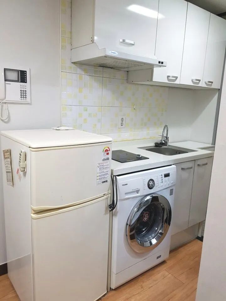 Room image 4