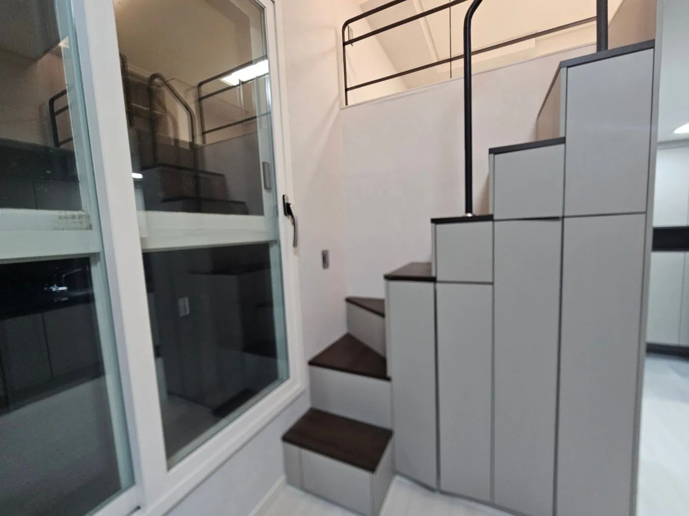 Room image 5