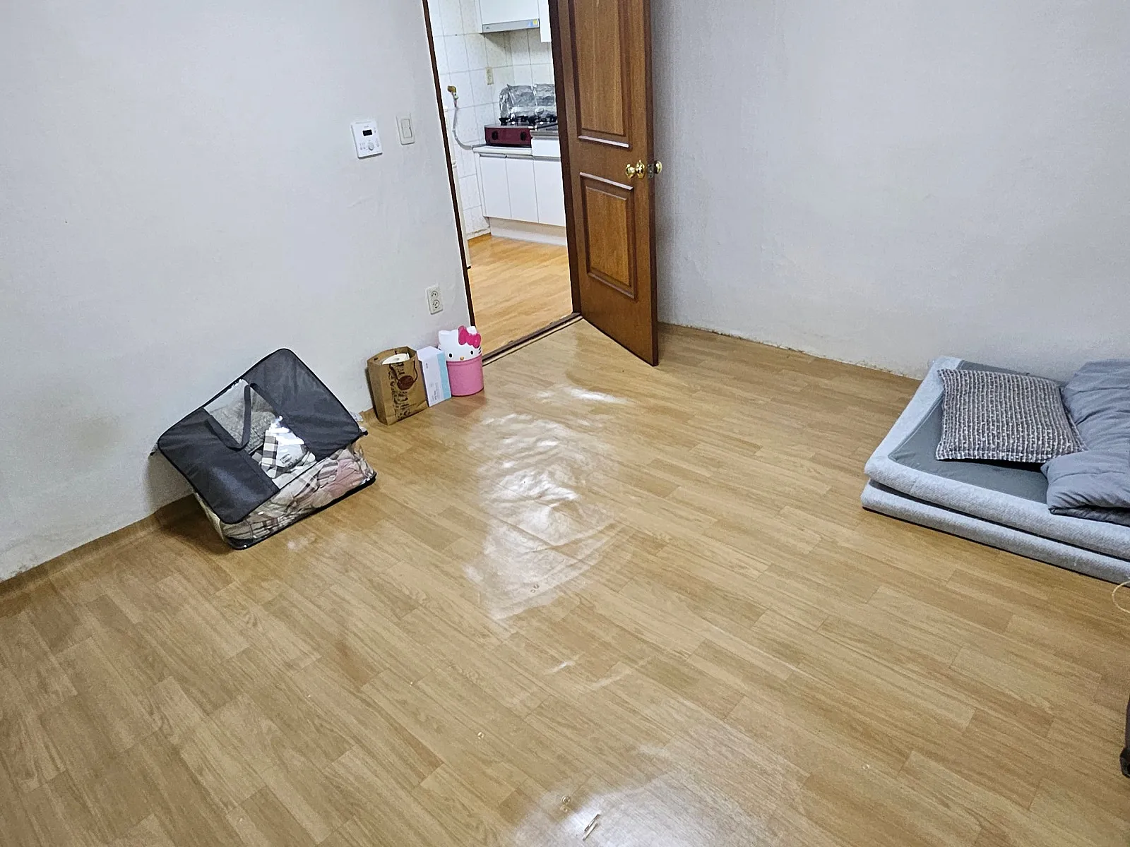Room image 5