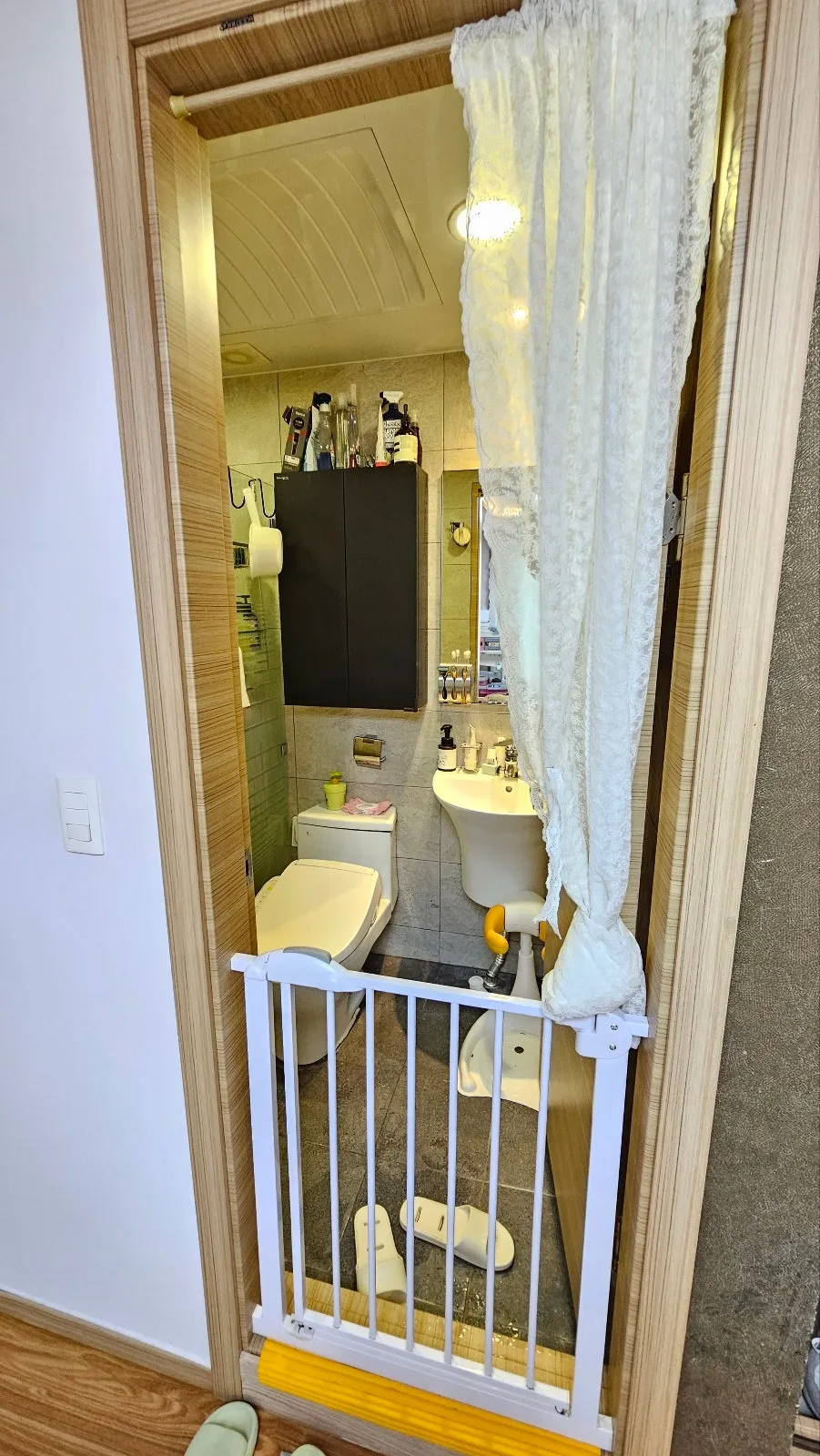 Room image 2