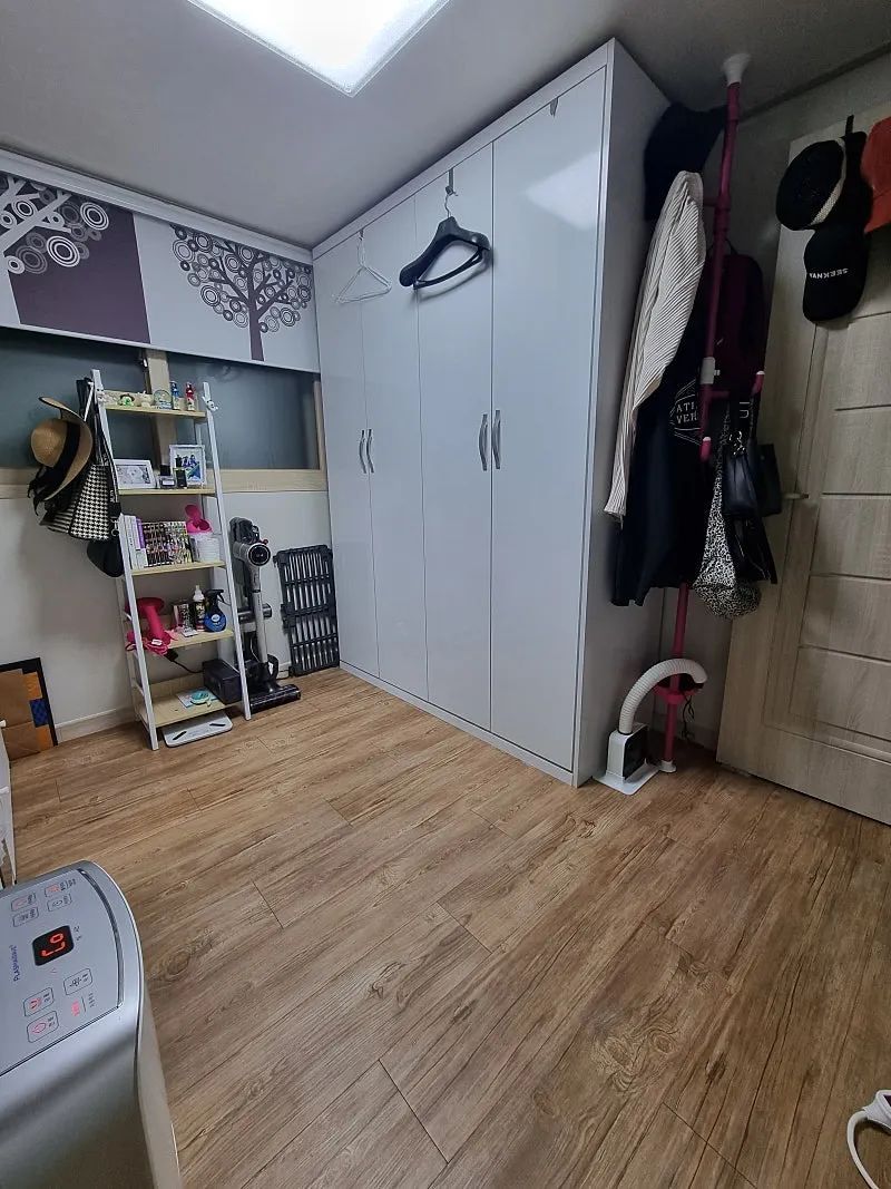 Room image 2