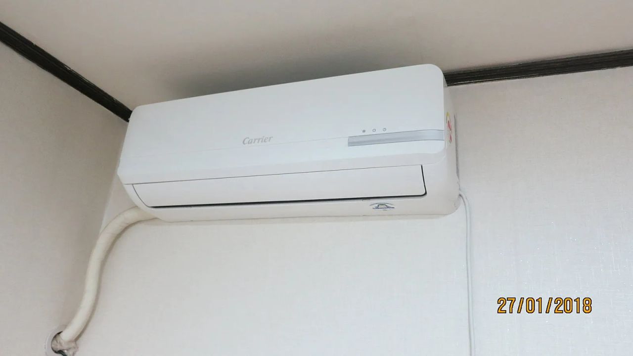 Room image 4