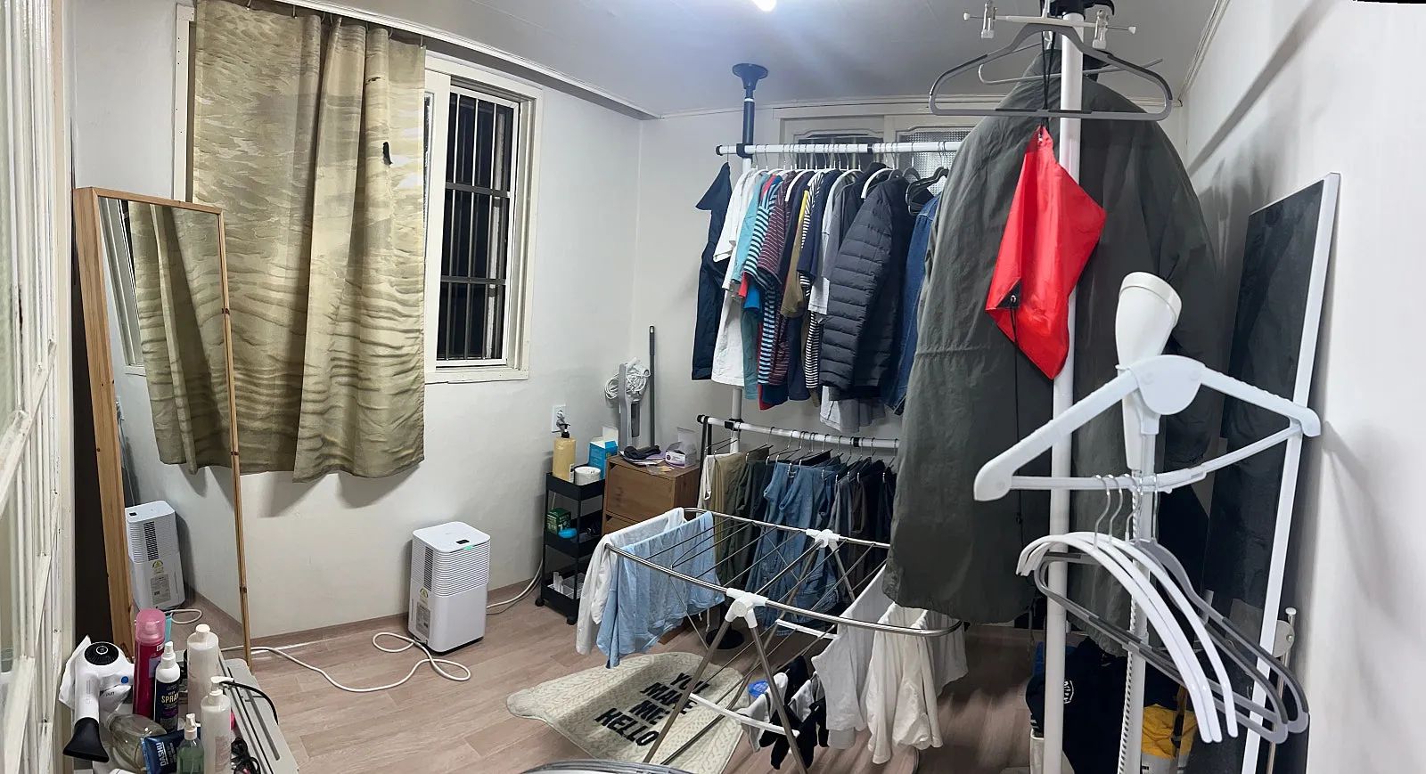 Room image 3