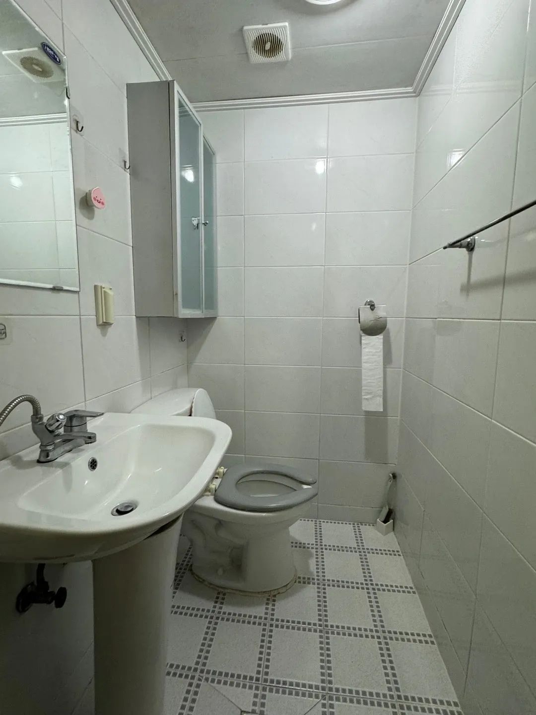 Room image 2