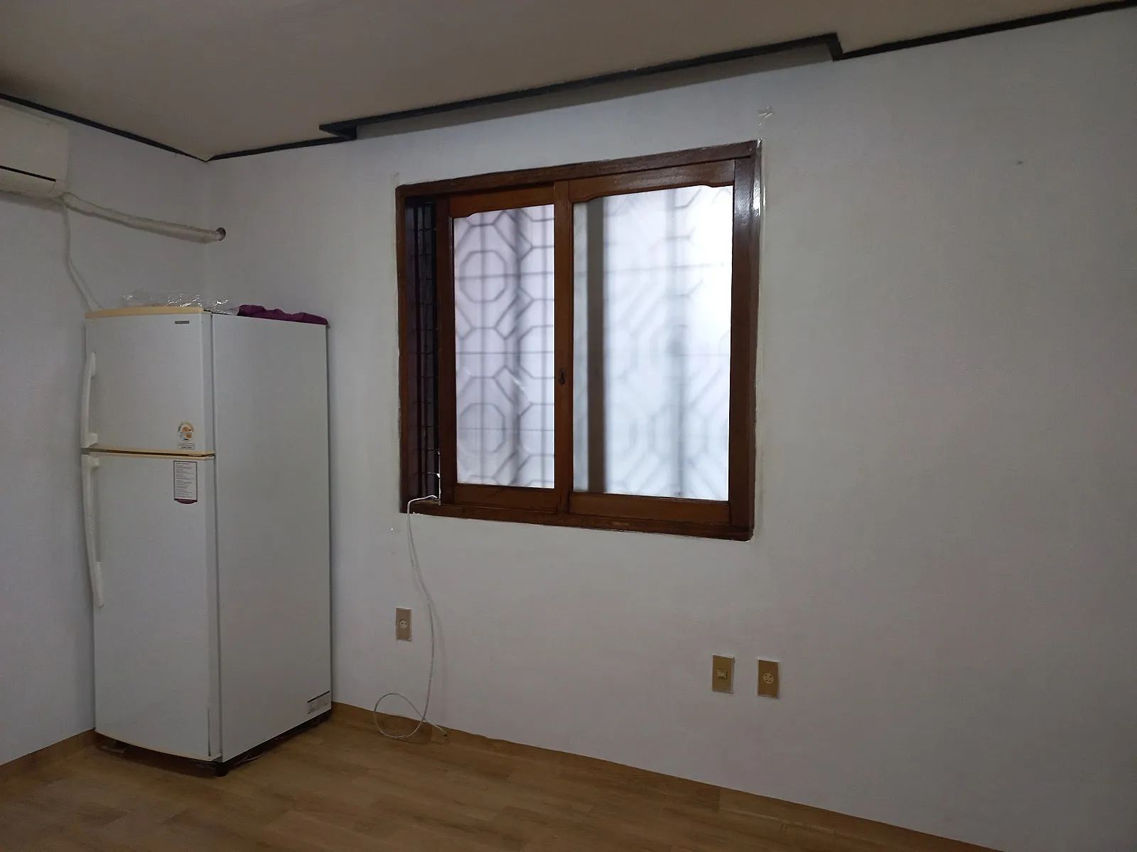 Room image 4