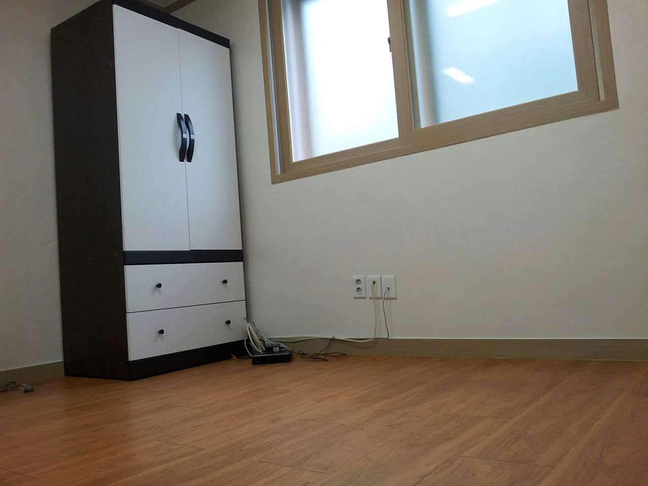 Room image 1