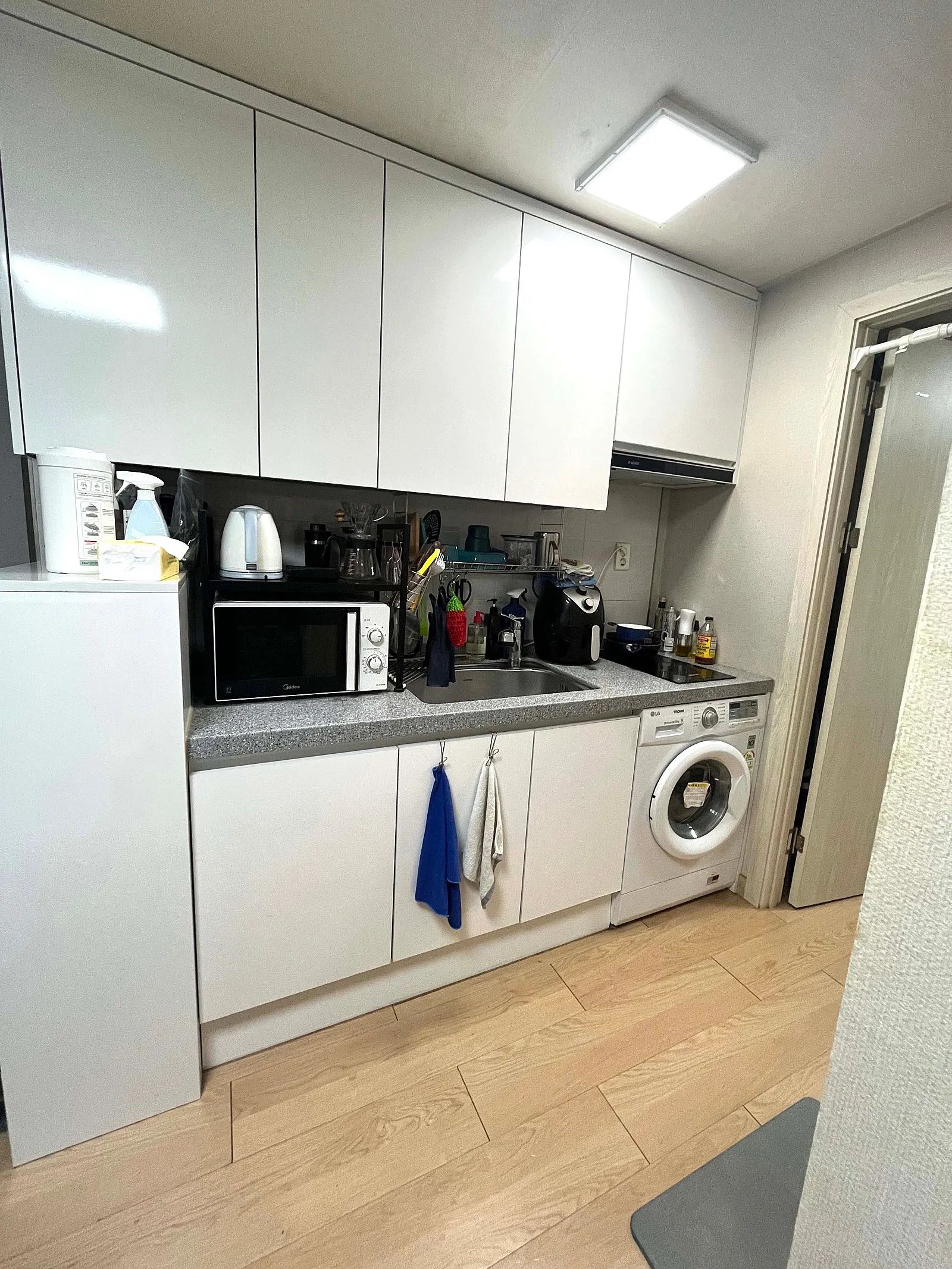 Room image 1