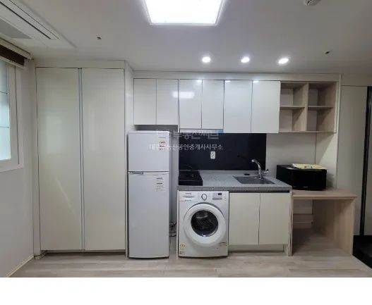 Room image 1