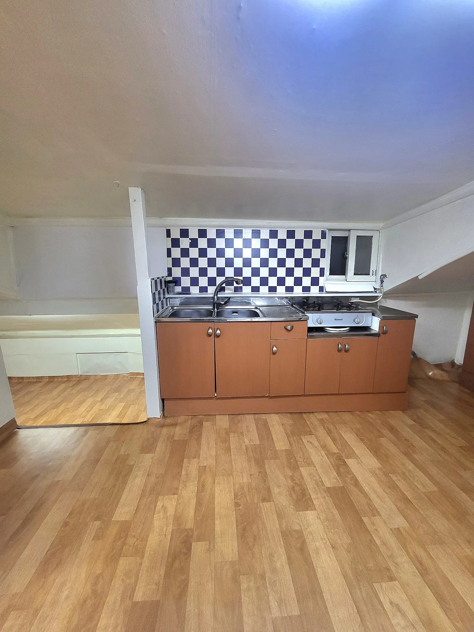 Room image 2