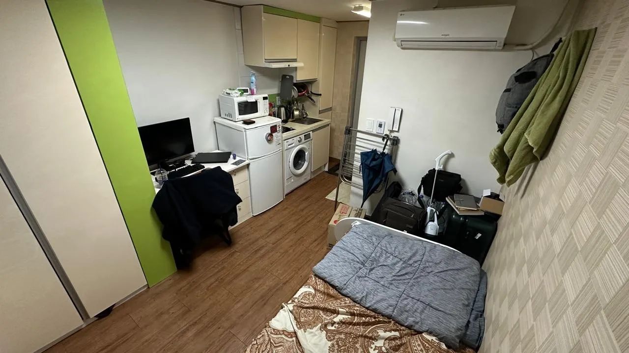 Room image 1
