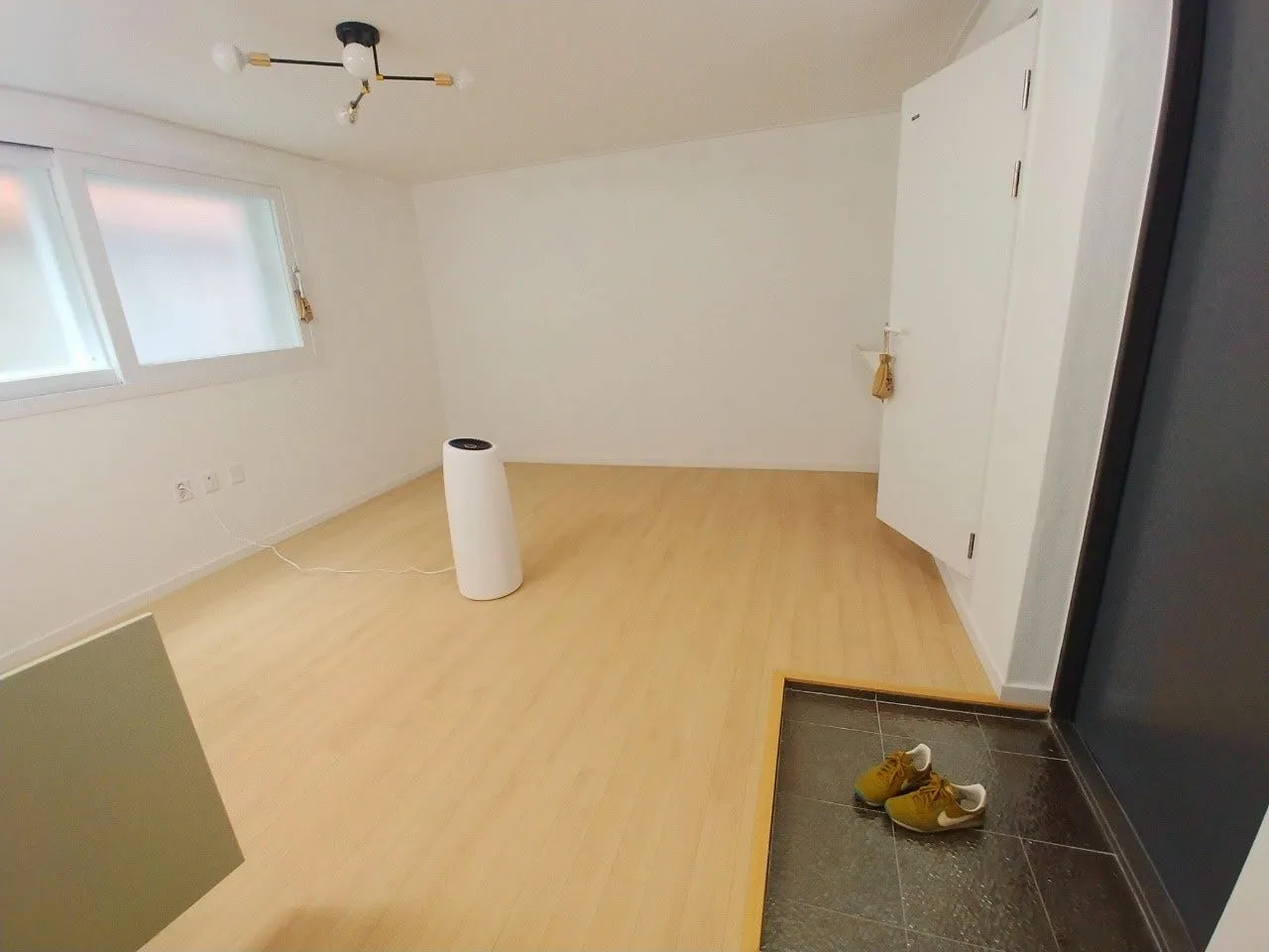 Room image 5