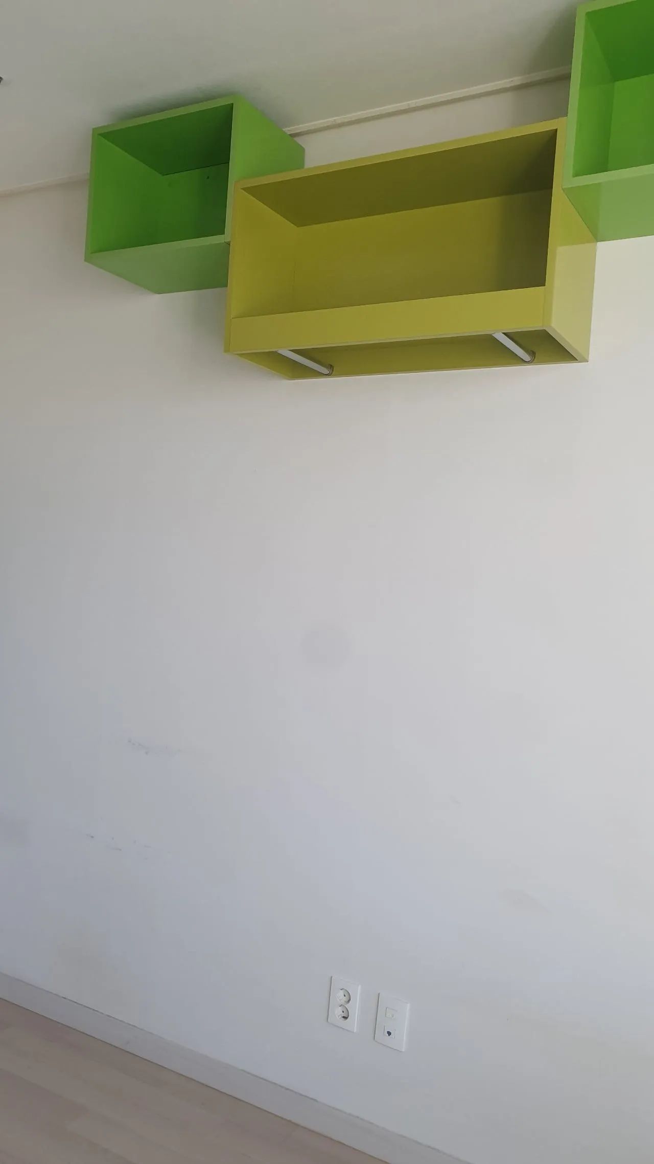 Room image 3
