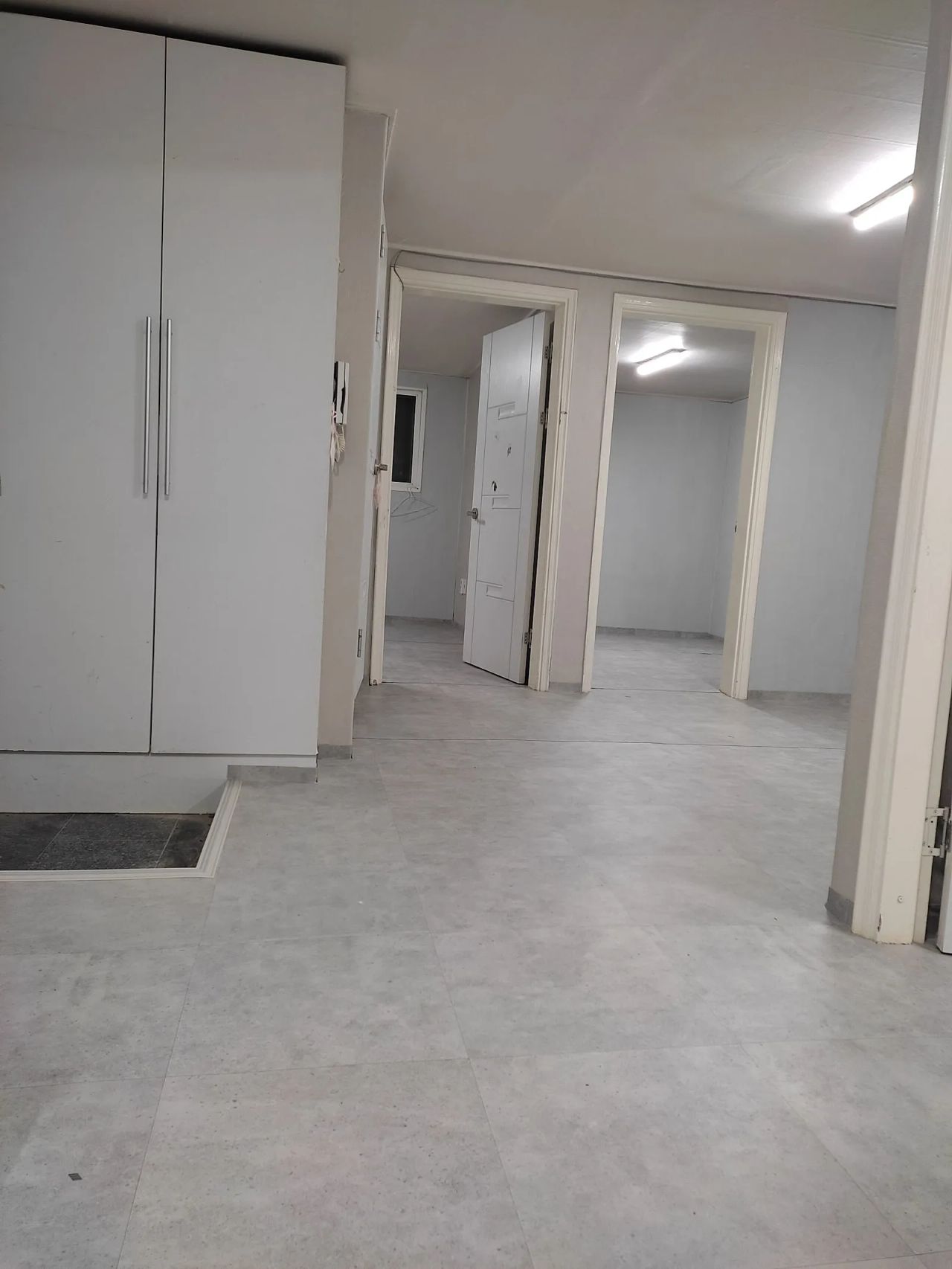 Room image 1