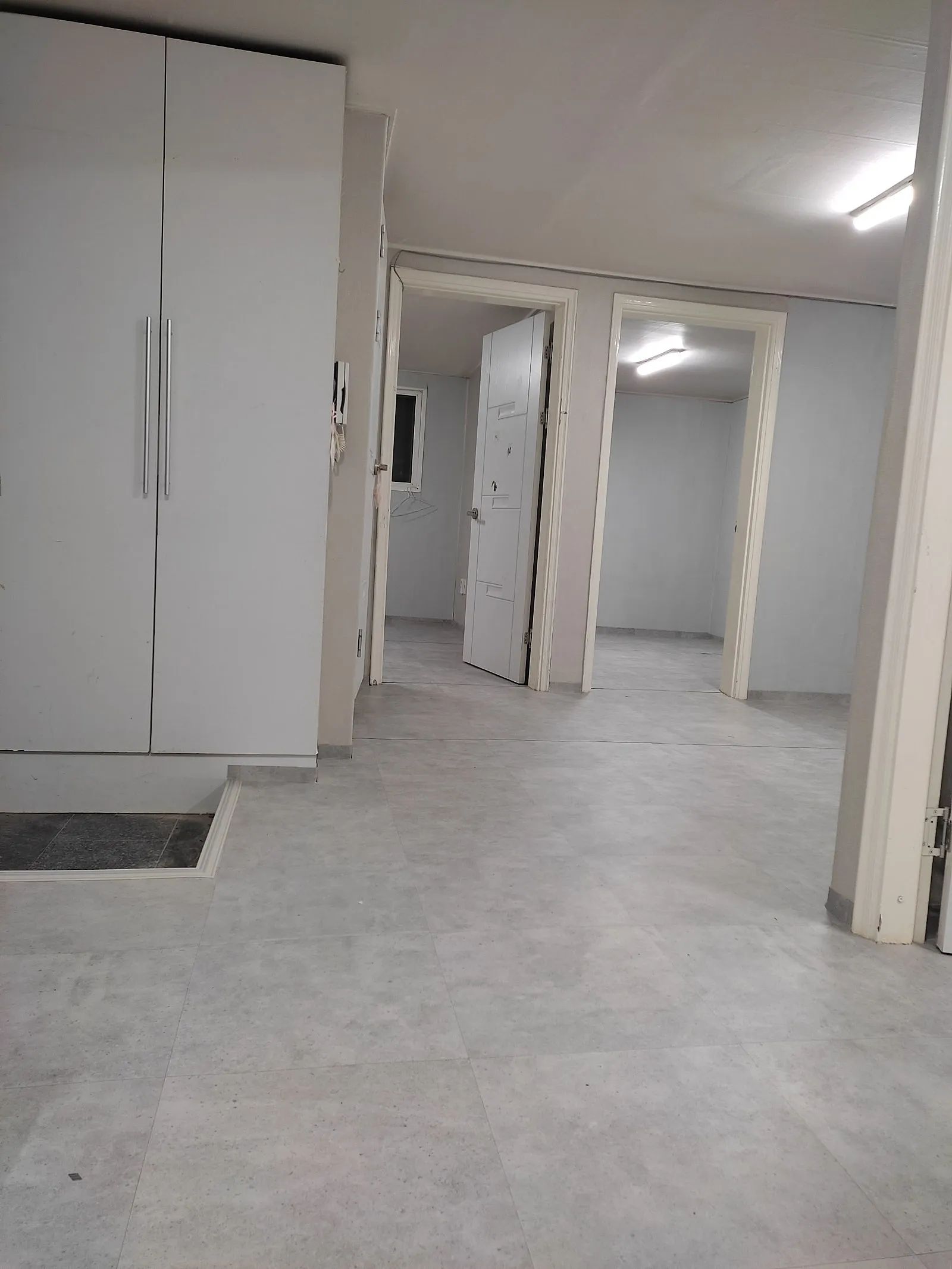 Room image 1