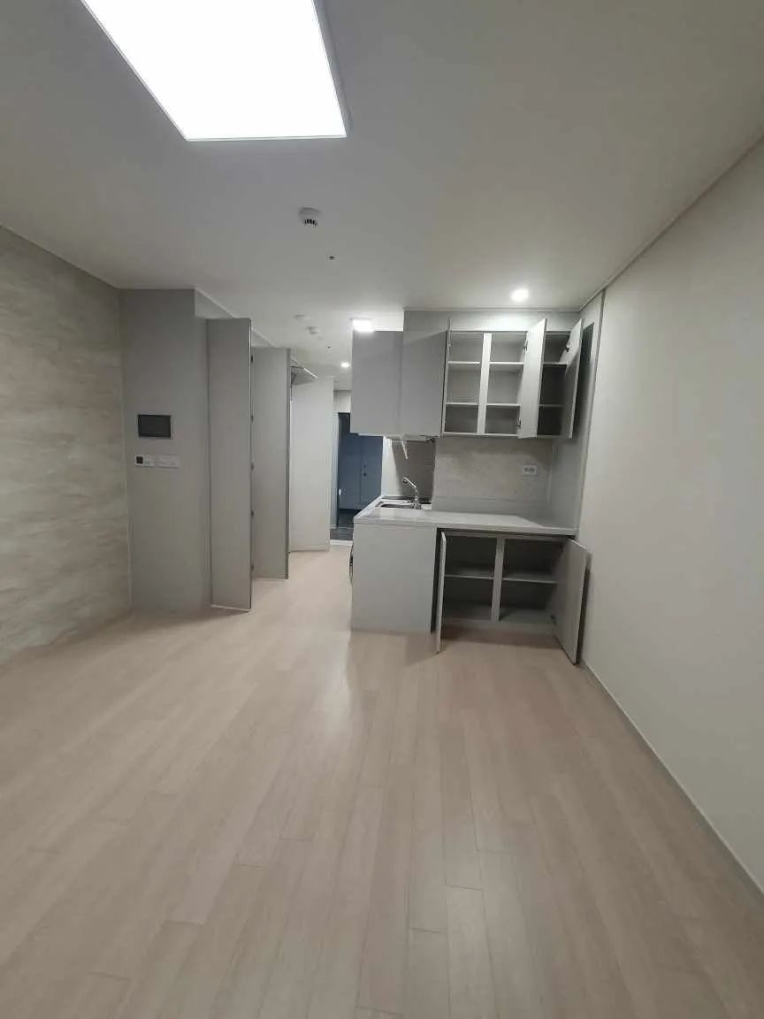 Room image 2