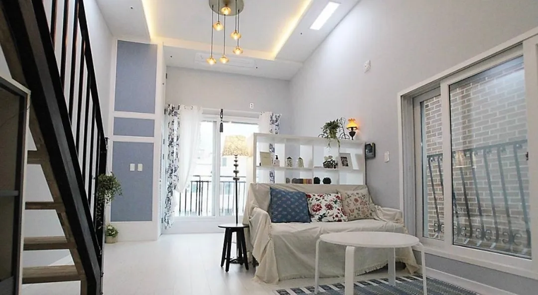 Room image 3