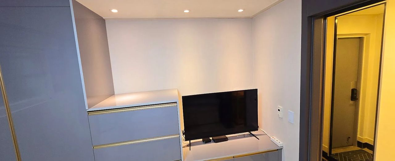 Room image 5
